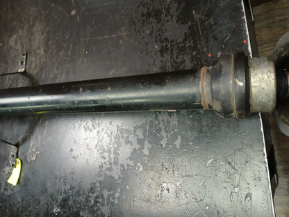 2011-18 Audi A8 Quattro S8 Drive Shaft w/ Tailshaft 4h4 521 101 h / 1087136008