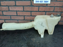 2005-07 Challenger/Charger/300 Windshield Washer Fluid Reservoir Tank 04806009aa