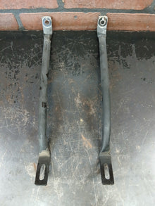 2005-2010 Jeep Grand Cherokee Left & Right Center Radiator Brace Set of 2