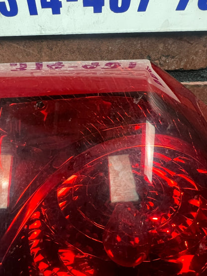 Passenger Tail Light C Model OEM 2005 2006 2007 Chrysler 300