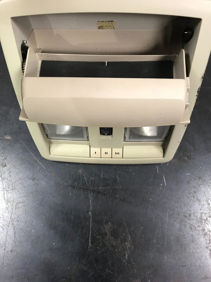 05-07 Charger Magnum 300 Overhead Console Assembly W/ Lights & Storage 1112426