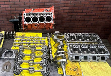 5K Miles 6.4L Hemi Short block Assembly with Heads 15-23 Challenger/Charger/300