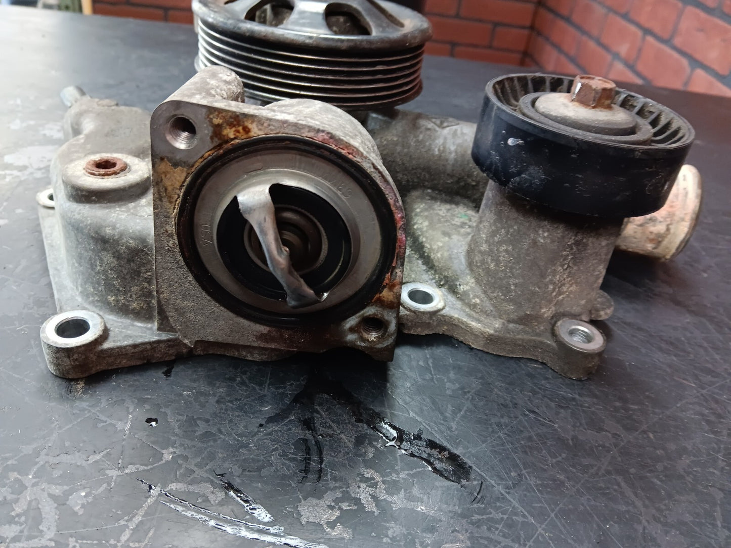 5.7L 6.4L Hemi Charger Durango Grand Cherokee Chrysler SRT Water Pump 53022340ac