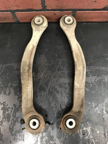 2020 Dodge Challenger Rear Upper RH & LH Set of 2 Control Arms SPN027667