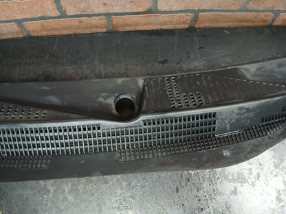 2007-2012 Dodge Caliber Mopar Windshield Grille Cowl Top Panel 05303815af