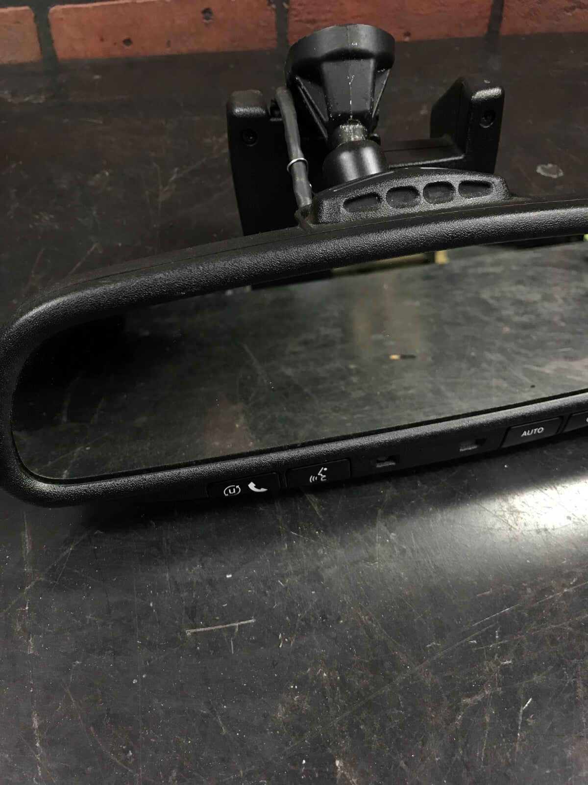 2005-2010 Jeep Grand Cherokee SRT Automatic Dimming Rear View Mirror Assembly