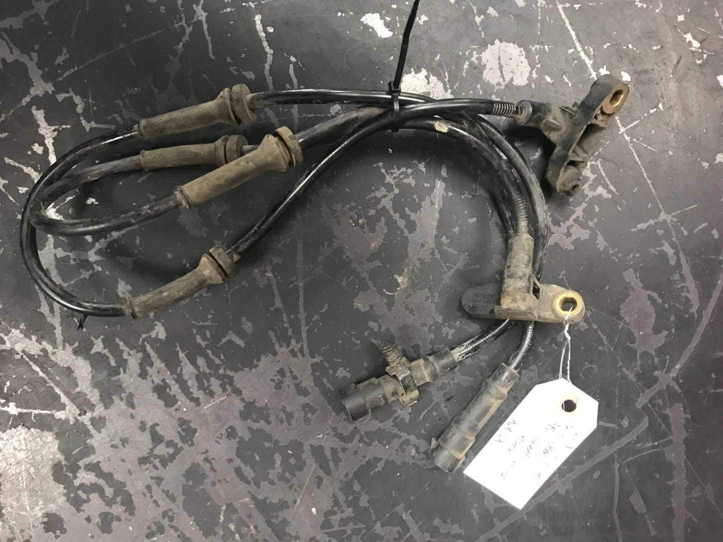 2001-2010 Dodge Chrysler ABS Anti-Lock Brake Wheel Speed Sensor 05273332AE