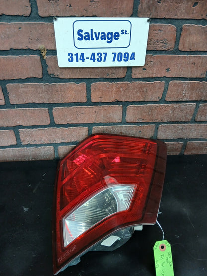 2007 Jeep Grand Cherokee SRT8 Rear Passenger RH Side Tail Light Assembly