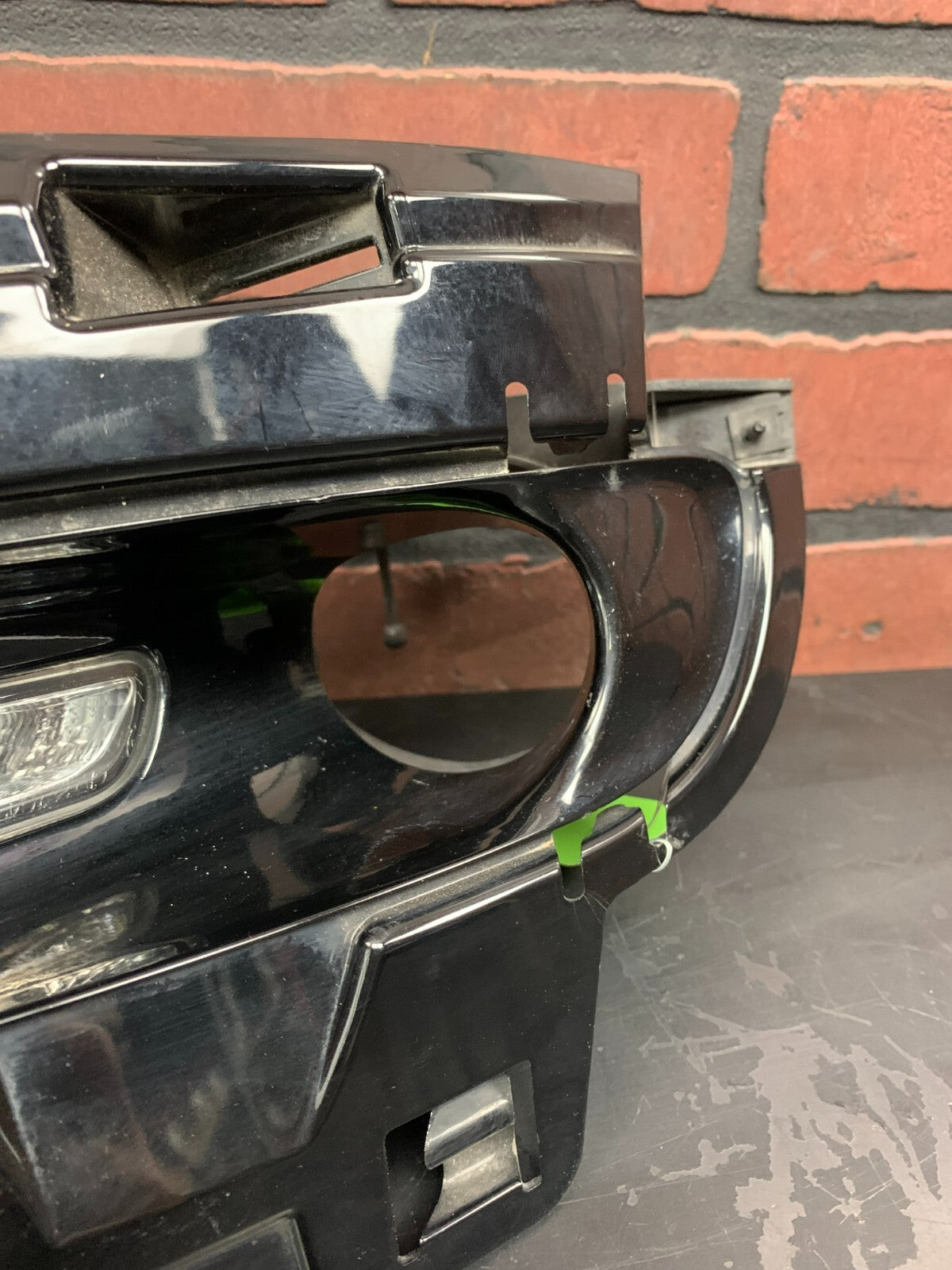 2014-15-16 jeep Grand Cherokee SRT Left side Daytime Running Light  Assembly