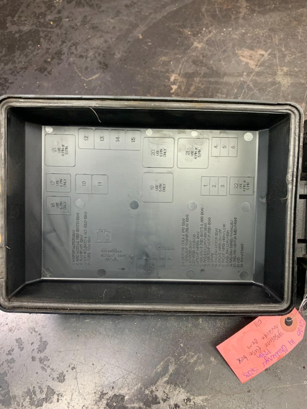 2014 Dodge Challenger Fusebox Fuse Box Relay Module Assembly OEM 68223923AA