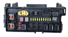 2007 Jeep Grand Cherokee Commander Fuse Box BCM Body Control Module 04692109AC