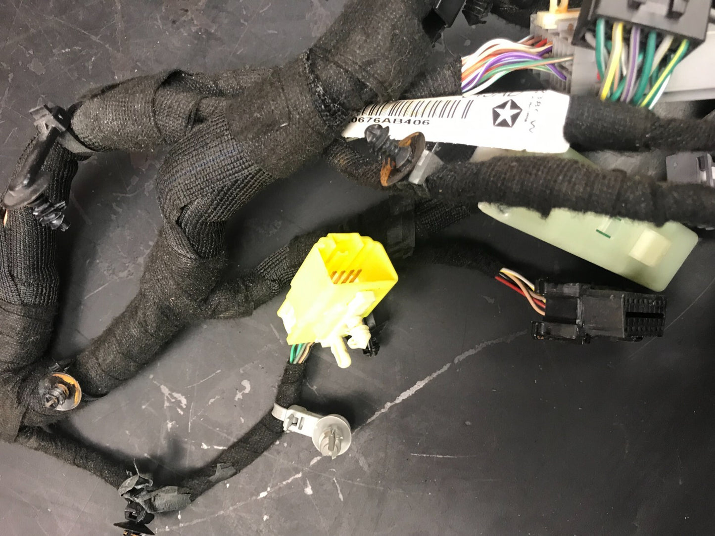 2016 Dodge Challenger SRT Dash Instrument Panel Wiring Wire Harness 68267345AD
