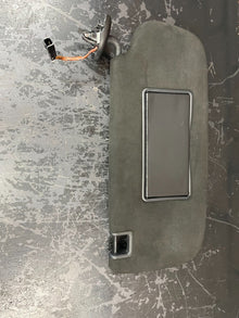 2014-24 JEEP GRAND CHEROKEE FRONT RIGHT PASSENGER SIDE SUN VISOR OEM 05108114AA