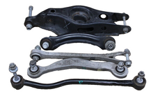 15-23 Dodge Charger/Challenger/300 Right Rear Suspension Control Arm Strut Set