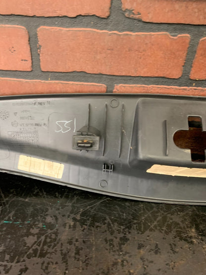 2005 - 2010 Jeep Grand Cherokee Wk Scuff Plate Trim Panel Boot Tailgate Oem