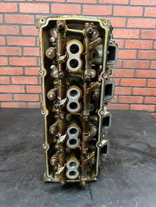 Right Cylinder Head From 2008-2014 300/Challenger/Charger  5.7 53021616DE