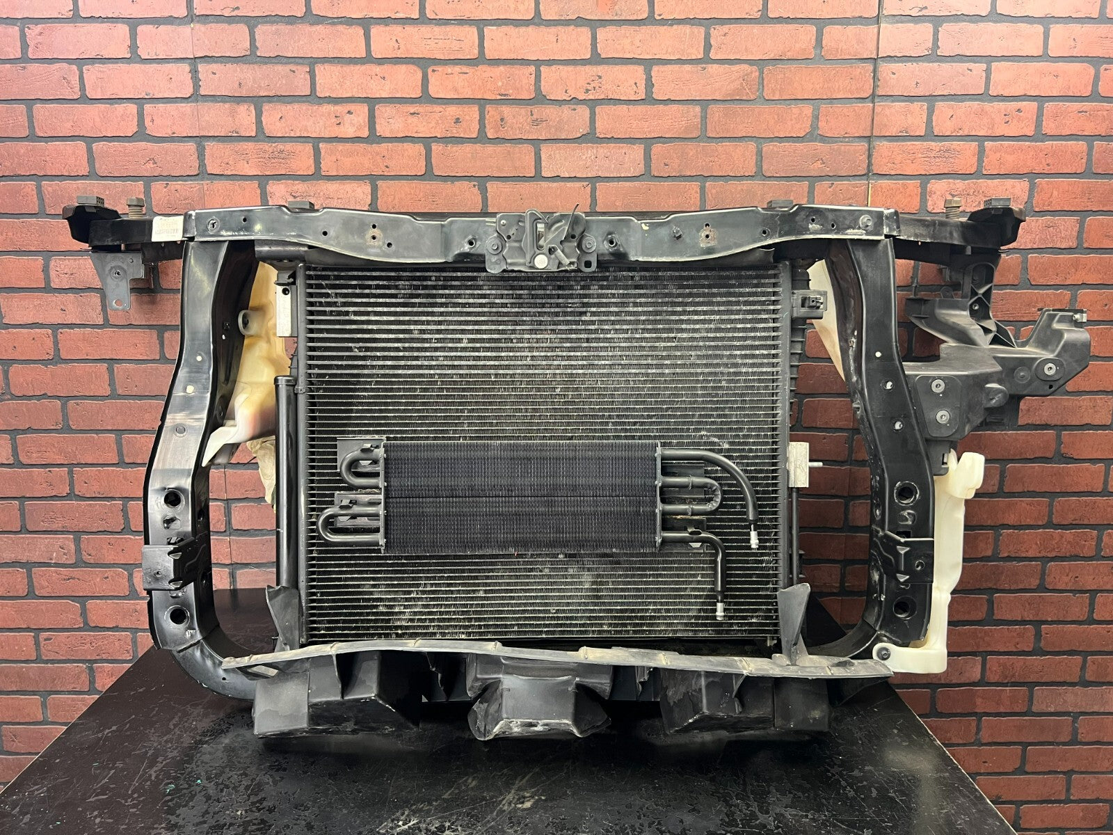 JEEP GRAND CHEROKEE SRT 6.4L 11-13 OEM RADIATOR CONDENSER FRAME FRONT CLIP OEM