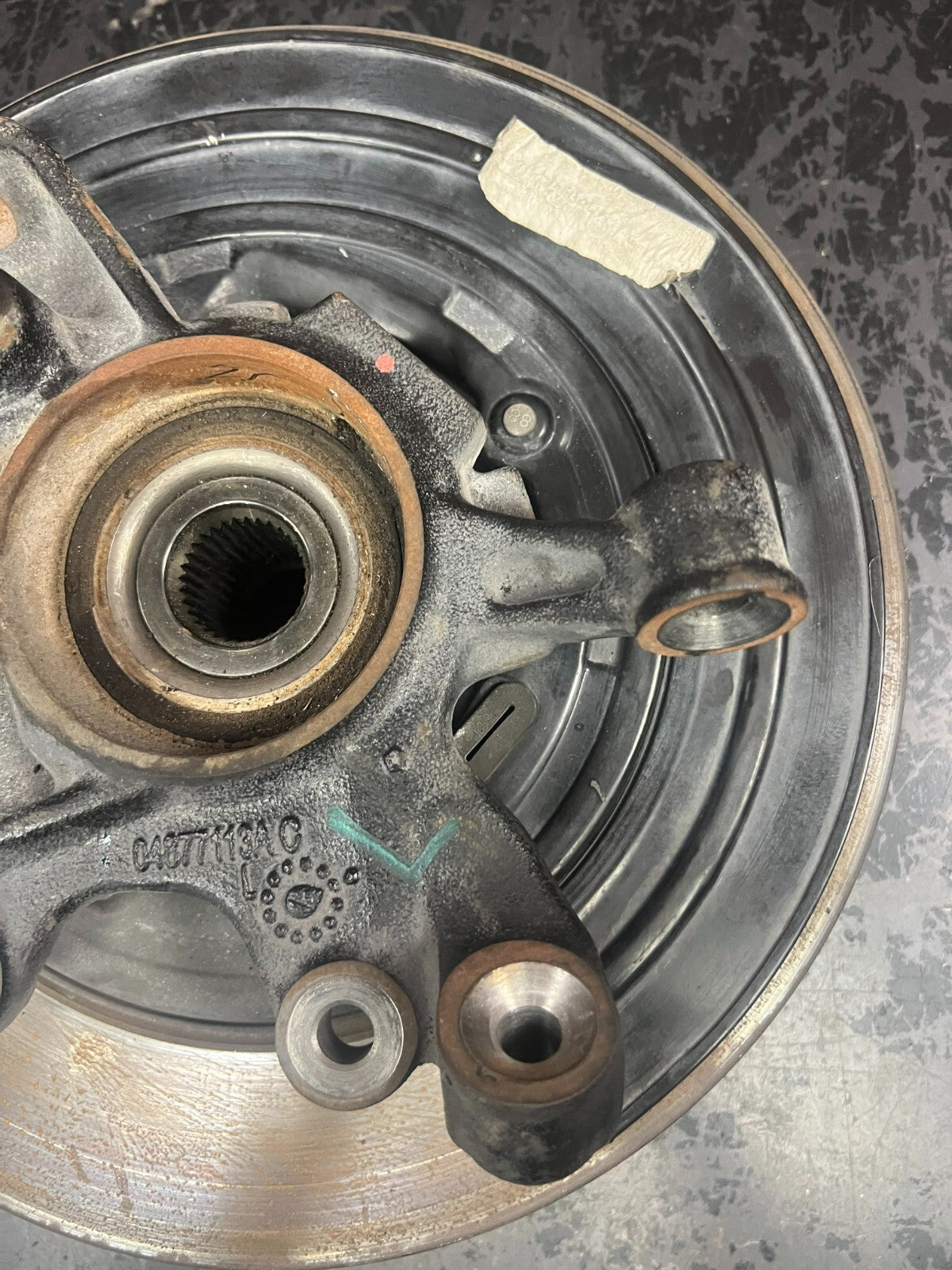 JEEP GRAND CHEROKEE SRT 16-24 OEM REAR LEFT DRIVER WHEEL SPINDLE KNUCKLE HUB
