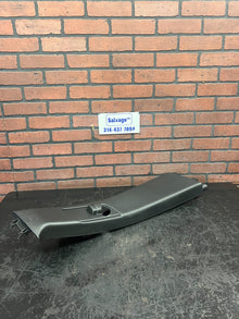 2016-2021 JEEP GRAND CHEROKEE RIGHT B PILLAR UPPER TRIM COVER OEM 5VP04DX9AC