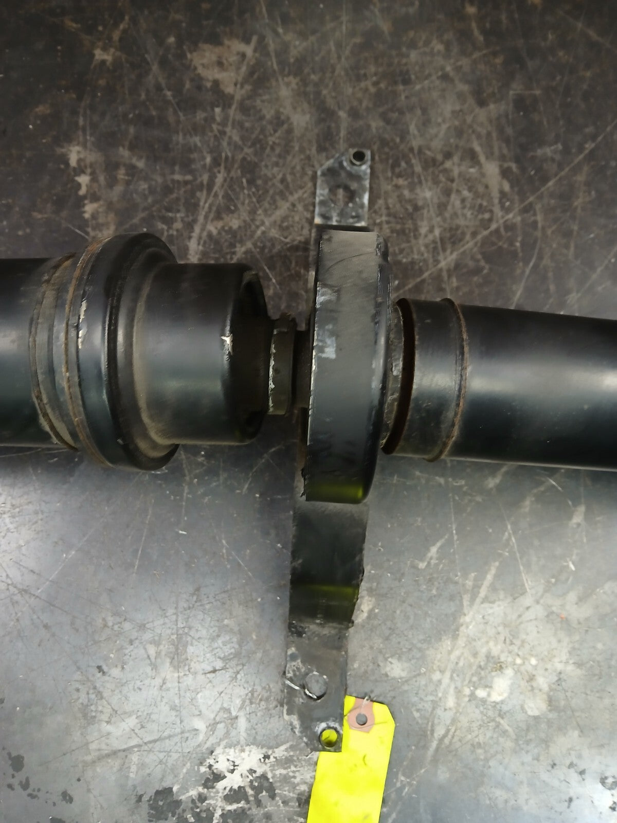 2011-18 Audi A8 Quattro S8 Drive Shaft w/ Tailshaft 4h4 521 101 h / 1087136008