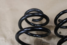 2007-2014 Escalade GMC Yukon Chevy Tahoe Rear Coil Springs Set GM OEM 25783731