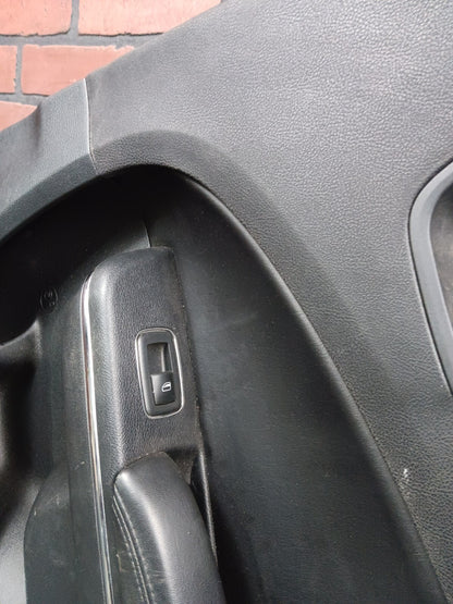 2011-2014 Dodge Charger Rear Passenger RH Side Interior Door Panel 1jr42dx9ai