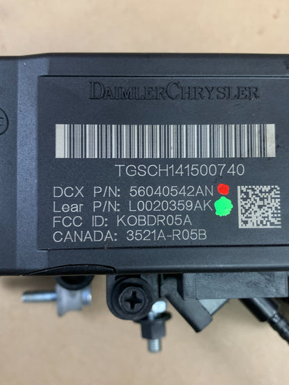 2006-2007 Charger 300 Magnum Keyless Entry Receiver Module w/ Key 56040542AN OEM