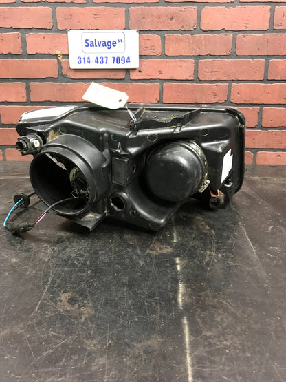 2011 2012 2013 Jeep Grand Cherokee SRT Left Driver Headlight XENON 080200073