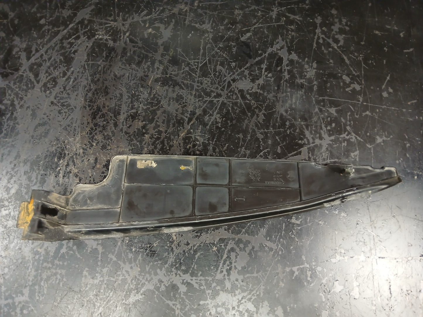 2006-2010 Dodge Charger Passenger RH Side Under Hood Appearance Panel 04806168aa