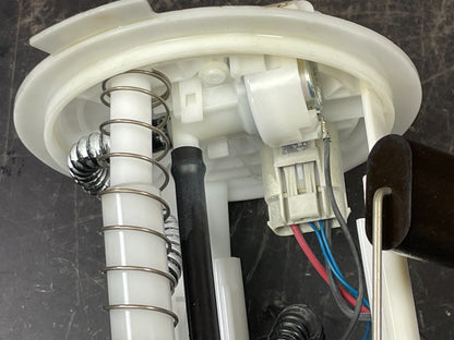 Fuel Pump Assembly Jeep Comander Grand Cherokee OEM 05143579AC