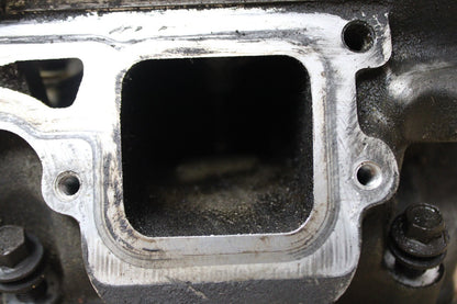 6.1L HEMI DODGE CHRYSLER JEEP DRIVER CYLINDER HEAD W EXHAUST MANIFOLD 05037369AA