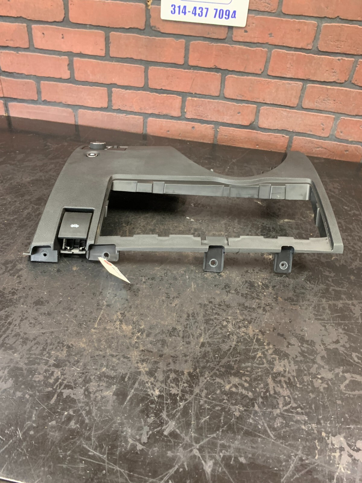 2014-2021 JEEP GRAND CHEROKEE LH DASH UNDER PANEL INTERIOR TRIM OEM P01679003BL