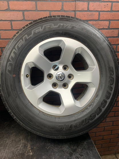 DODGE RAM TRUCK 1500 18" SILVER FACTORY OE WHEELS 5YD54TRMAA 2670 2019 2020 2021