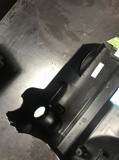 2010-2013 Land Range Rover Lower Steering Column Panel Cover ah22 3k512 b