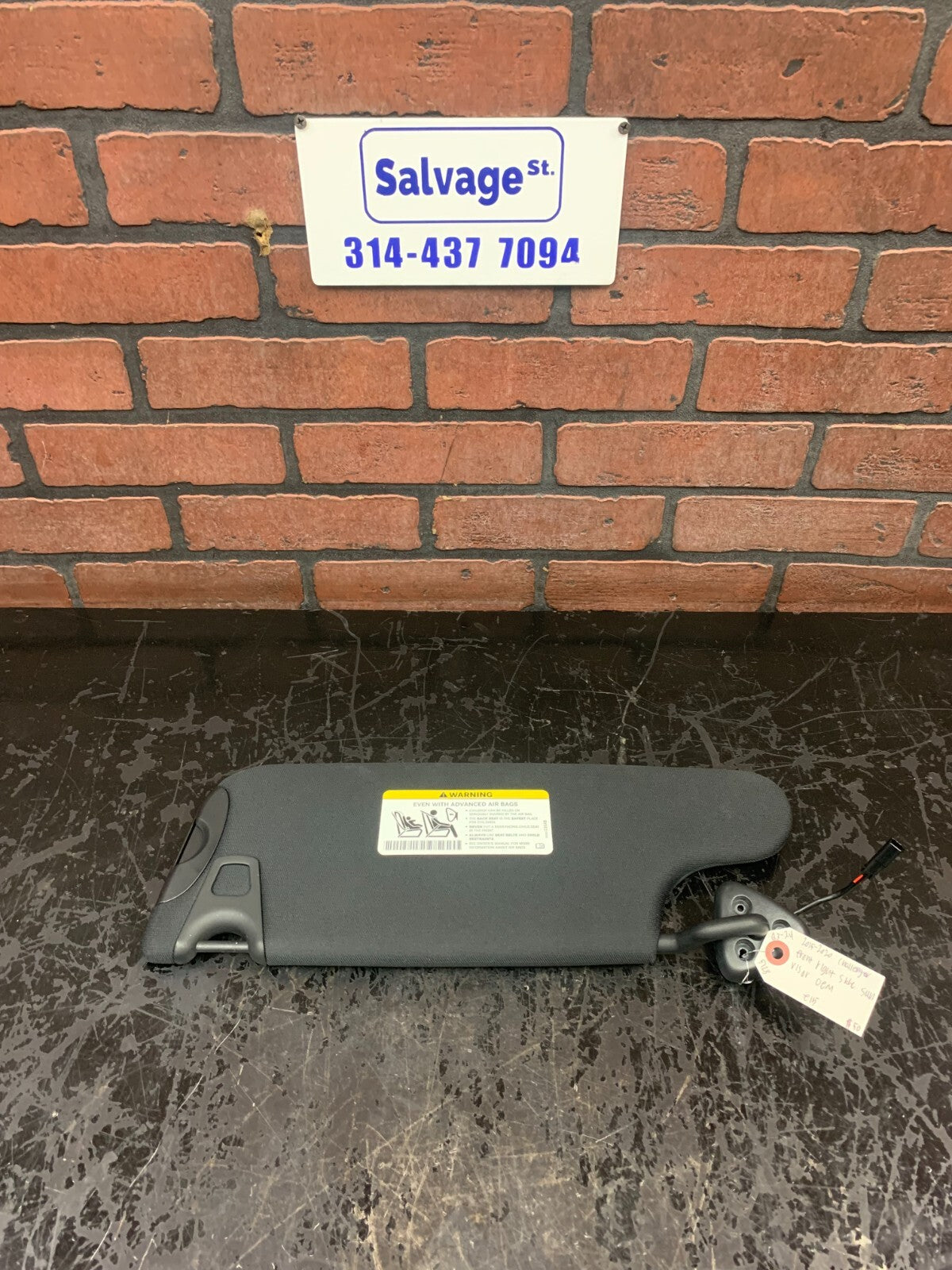 2015-2016 DODGE CHALLENGER FRONT PASSENGER RIGHT SIDE SUN VISOR OEM 55361230AB