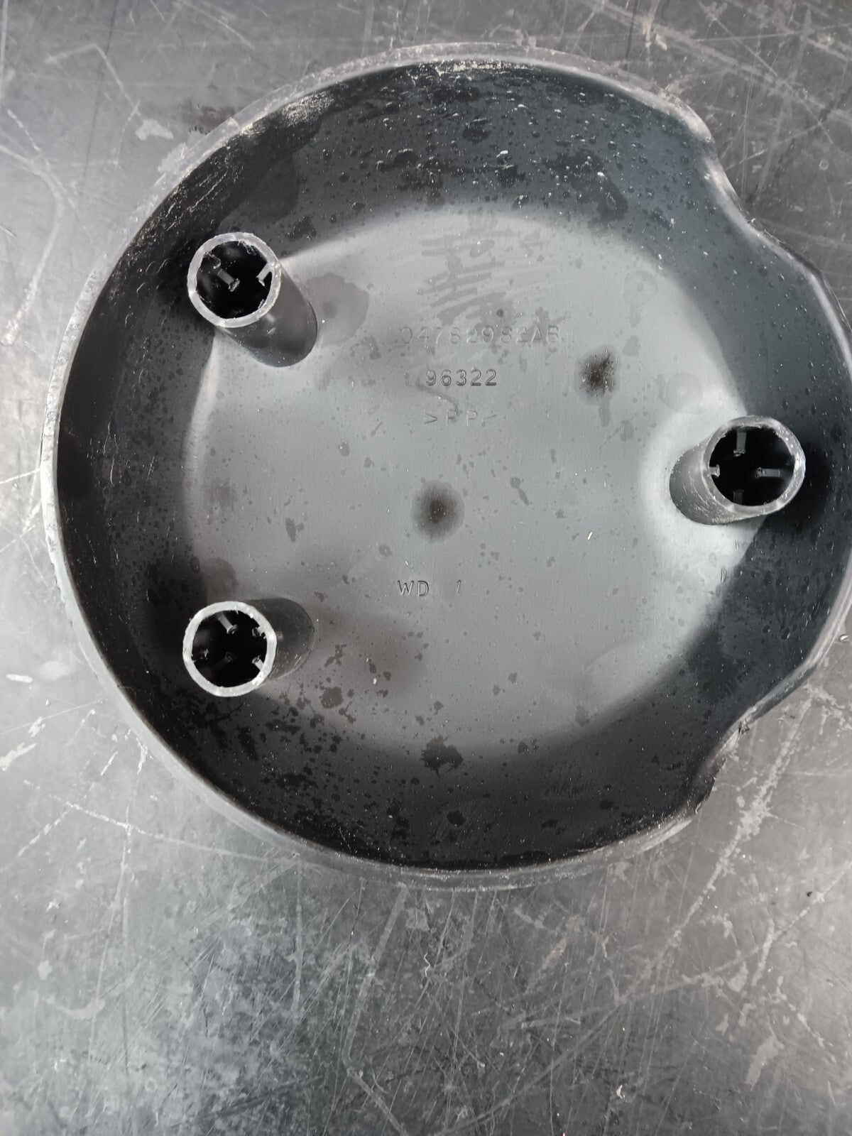 2005-2023 Challenger Charger 300 Shock Tower Cap Cover Set 04782982ab
