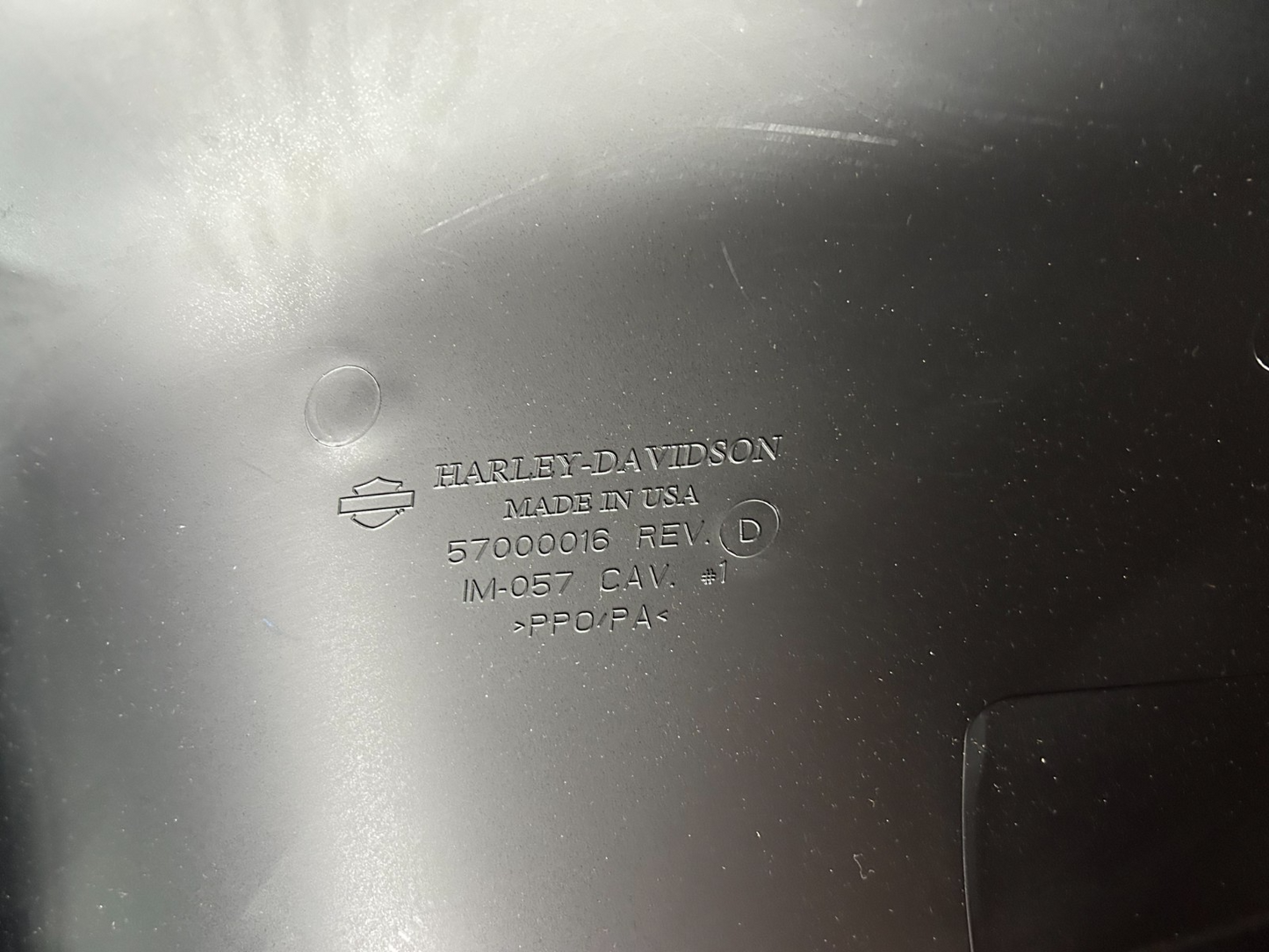 NEW Harley Davidson OEM 14-UP Street Glide APEX Outer Fairing 57000016