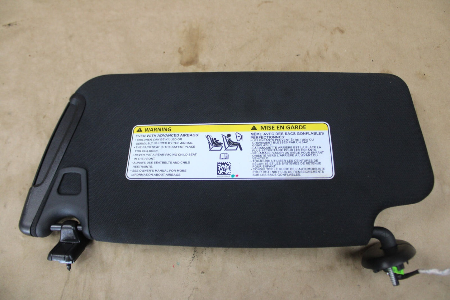 2014-2023 DODGE CHARGER FRONT PASSENGER WINDSHIELD SUN VISOR SHADE W/ MIRROR OEM