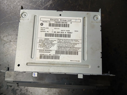 Jeep Dodge MyGIG Low RBZ Radio UConnect Touchscreen CD DVD Player OEM 05091307ae
