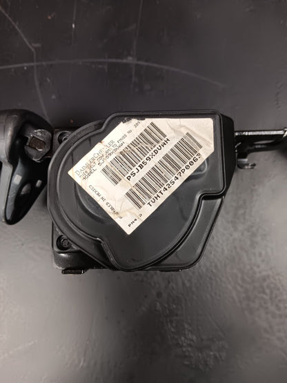 2008-2010 Jeep Grand Cherokee Rear Outer Driver LH Side Seatbelt 5jb59xdvah