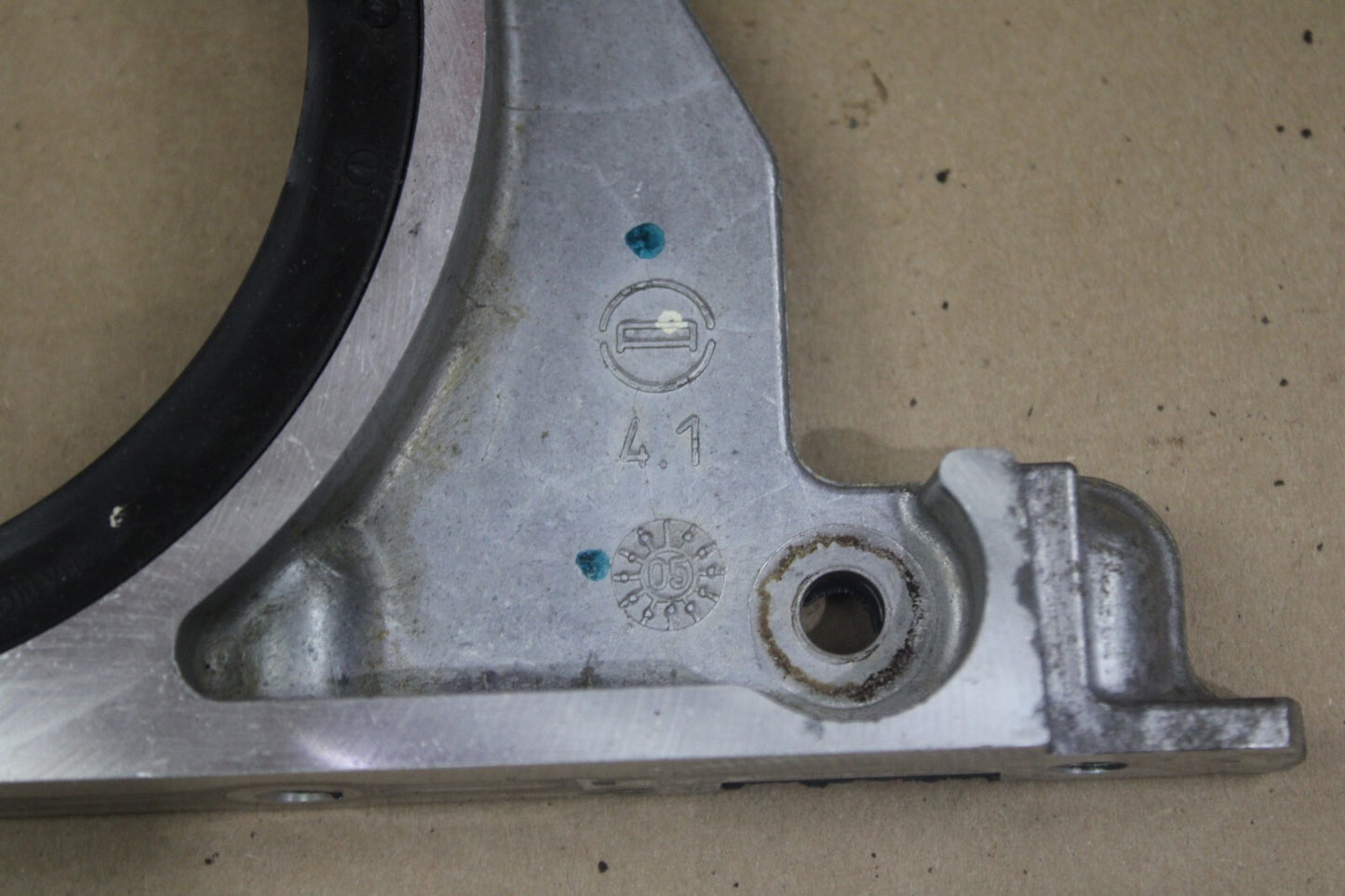 Dodge Ram Chrysler Gen 3 HEMI 5.7L 6.4L 6.1L REAR CRANKSHAFT OIL SEAL RETAINER