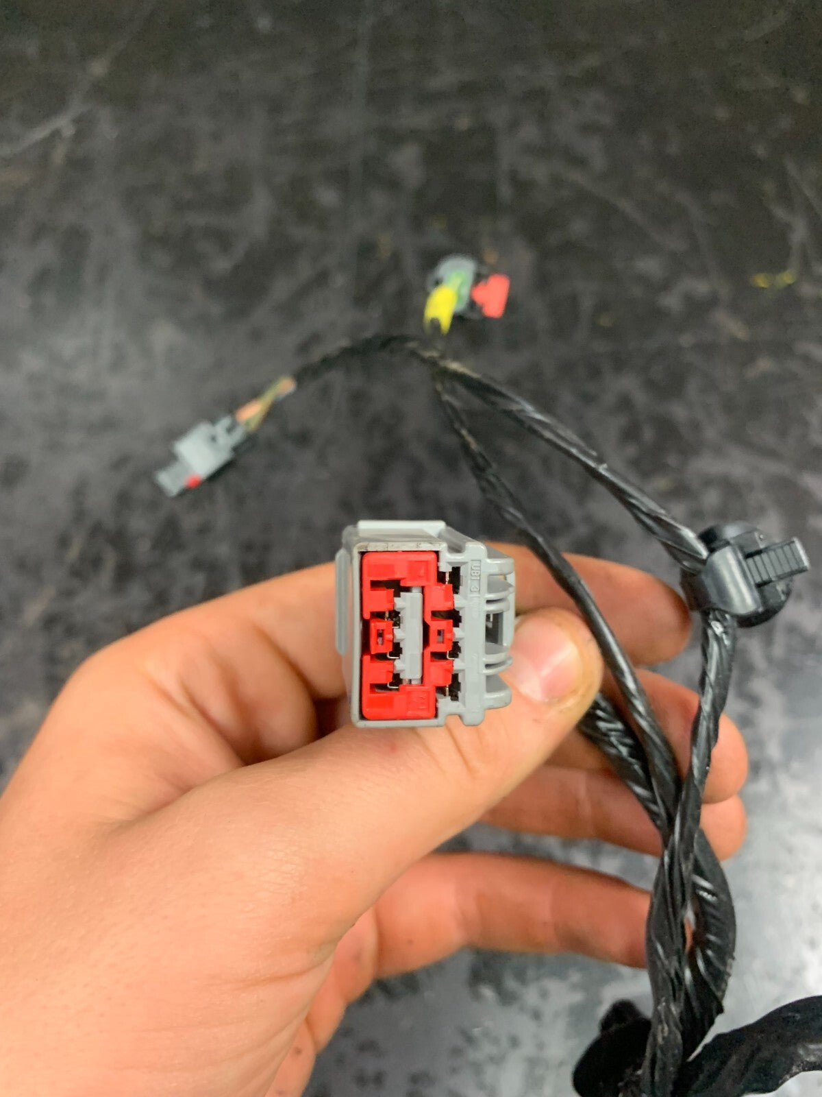 2016-2017 JEEP GRAND CHEROKEE TAILGATE LIFTGATE BACK DOOR WIRING HARNESS OEM