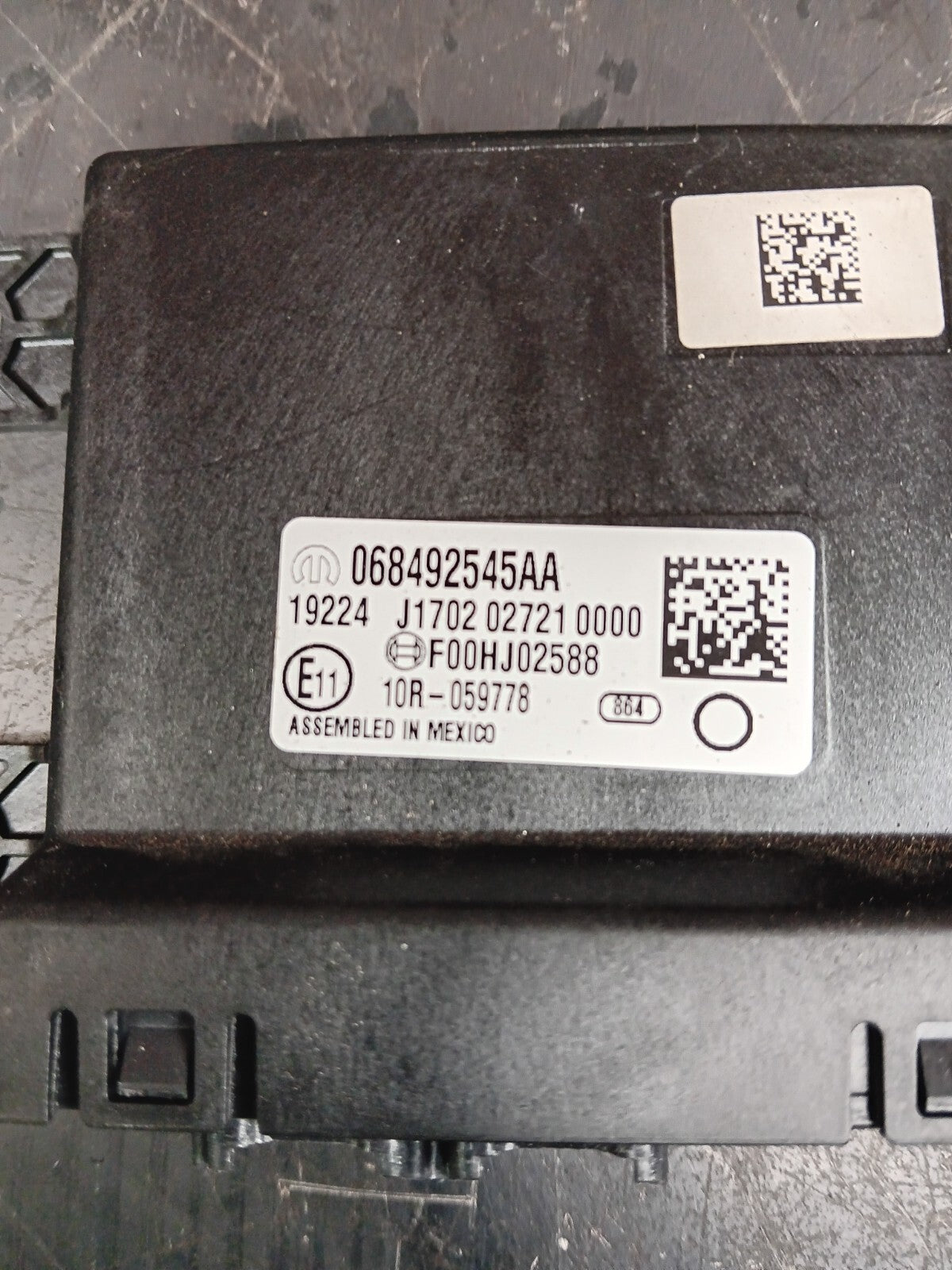2018-2023 Dodge/Chrysler/Jeep/RAM Park Assist Gateway Module 068492545AA
