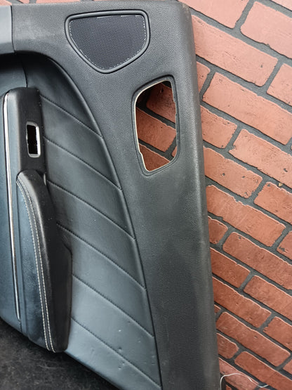 2015-2019 Dodge Charger Rear Passenger RH Interior Door Panel 5sj582x9ae