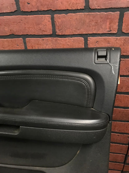 2007-08 GMC Yukon Denali XL Front Passenger RH Side Interior Door Panel 2578010