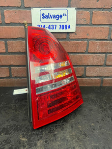Passenger Tail Light C Model OEM 2005 2006 2007 Chrysler 300