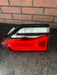 2014-2022 Jeep Grand Cherokee OEM Rear Driver LH Side Tail Light 68142945AF