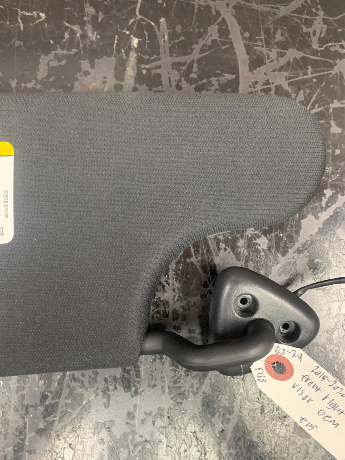 2015-2016 DODGE CHALLENGER FRONT PASSENGER RIGHT SIDE SUN VISOR OEM 55361230AB