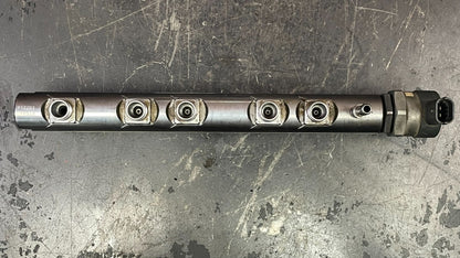 Genuine Mopar Fuel Rails RIGHT & LEFT DODGE RAM JEEP 3.0L Eco Diesel (NB60) OEM
