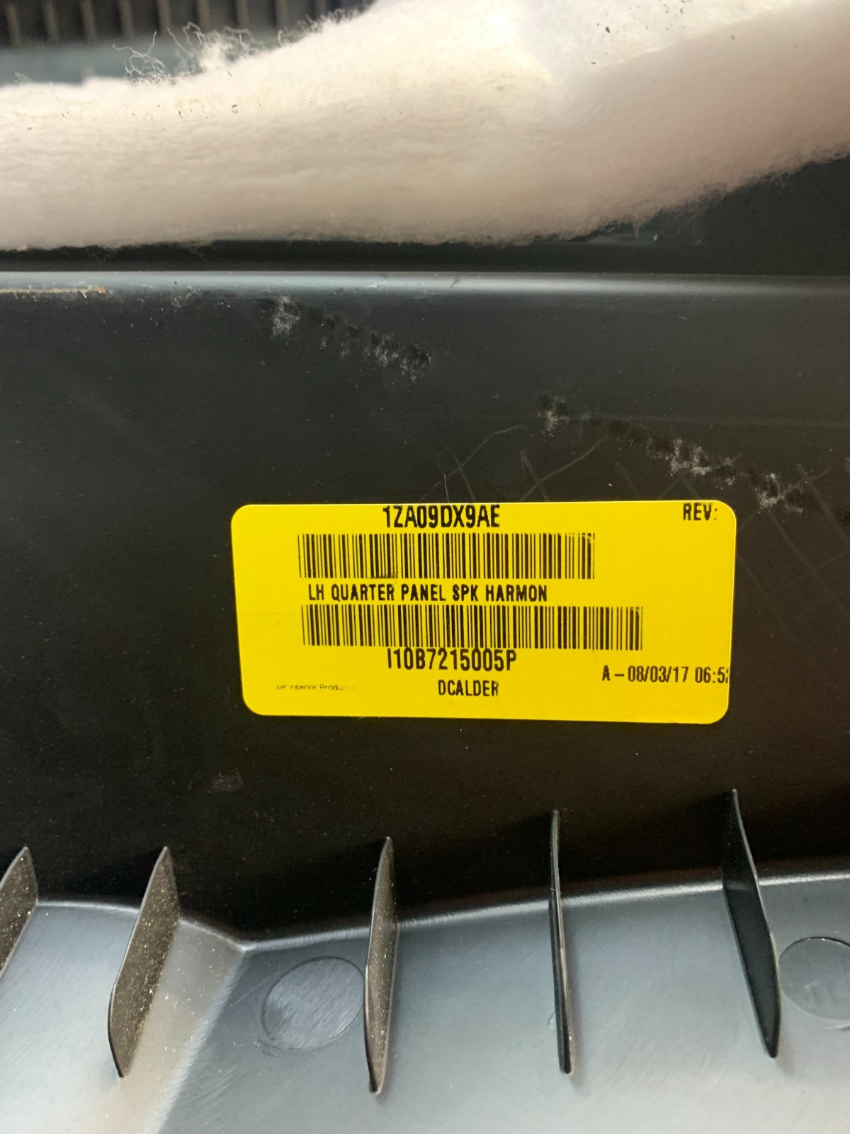 2015-2023 DODGE CHALLENGER DRIVER LH SIDE QUARTER PANEL TRIM OEM 1ZA09DX9AE